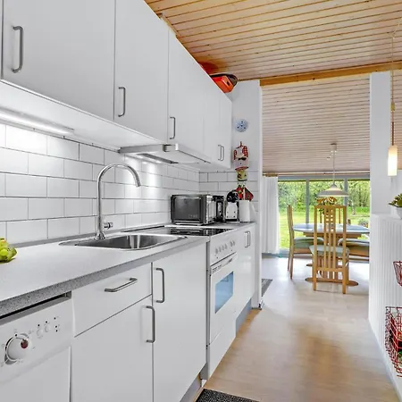 Дом отдыха Three-bedroom In