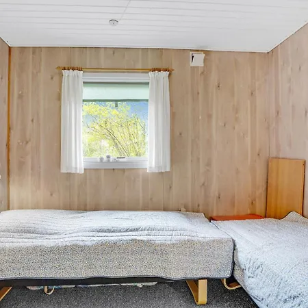 Three-bedroom In Vakantiehuis *