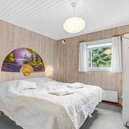 Three-bedroom In Oksbøl